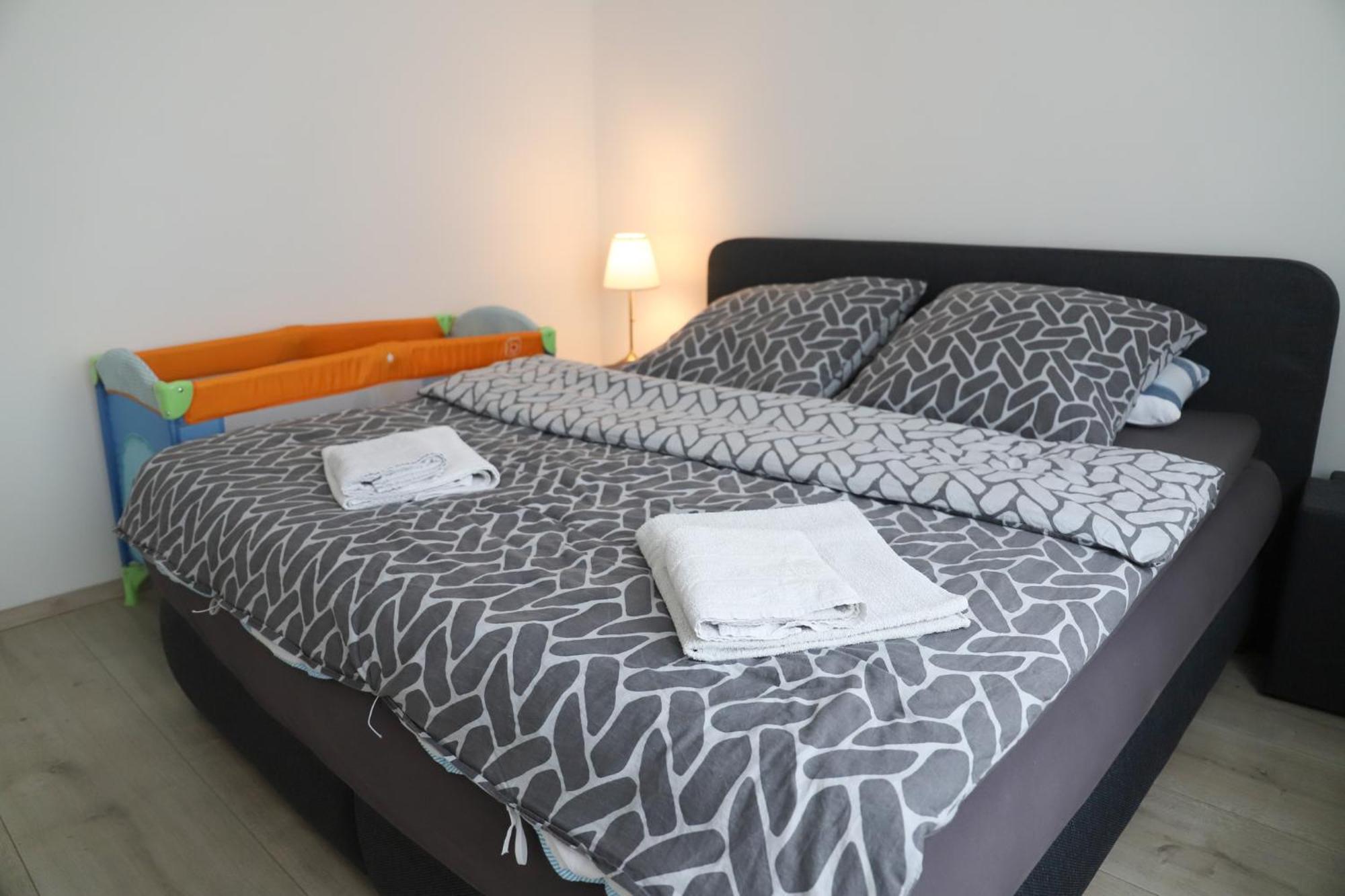 Apartmán Gemuetliches Familienhaus - Fuehlt Euch Wohl Oldenburg Exteriér fotografie