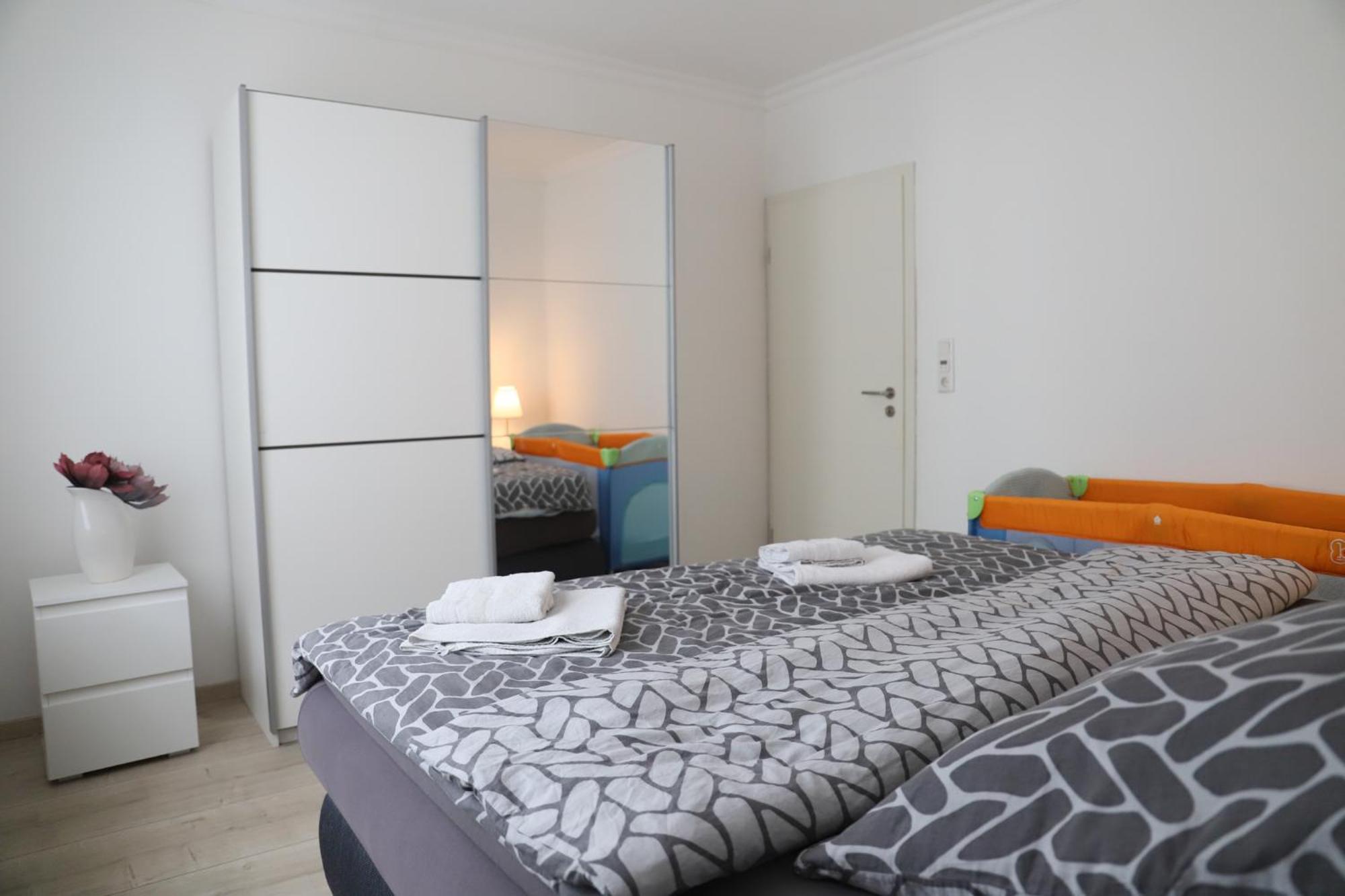 Apartmán Gemuetliches Familienhaus - Fuehlt Euch Wohl Oldenburg Exteriér fotografie